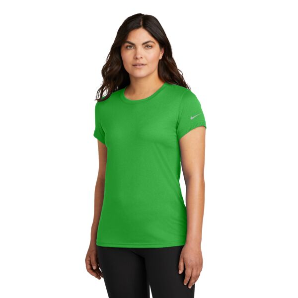 Women's Swoosh Sleeve rLegend Tee Thumbnail